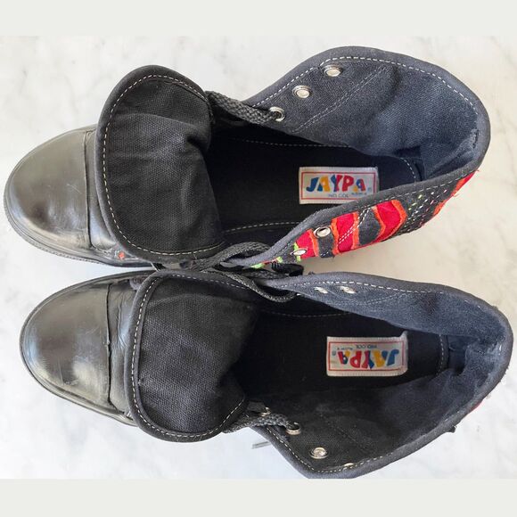 Jaypa High Top Sneaker Abstract Design Red Canvas/Black Leather-Women's Size 8.5 - Picture 7 of 8